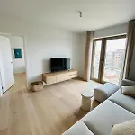 Apartment New Luxury In Prime Location In