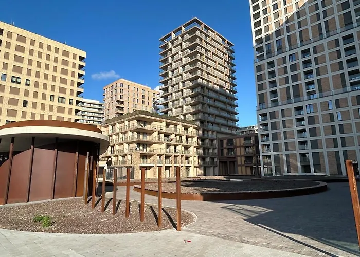 New Luxury In Prime Location In *